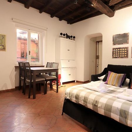 Lovely Navona Apartment Рим Экстерьер фото