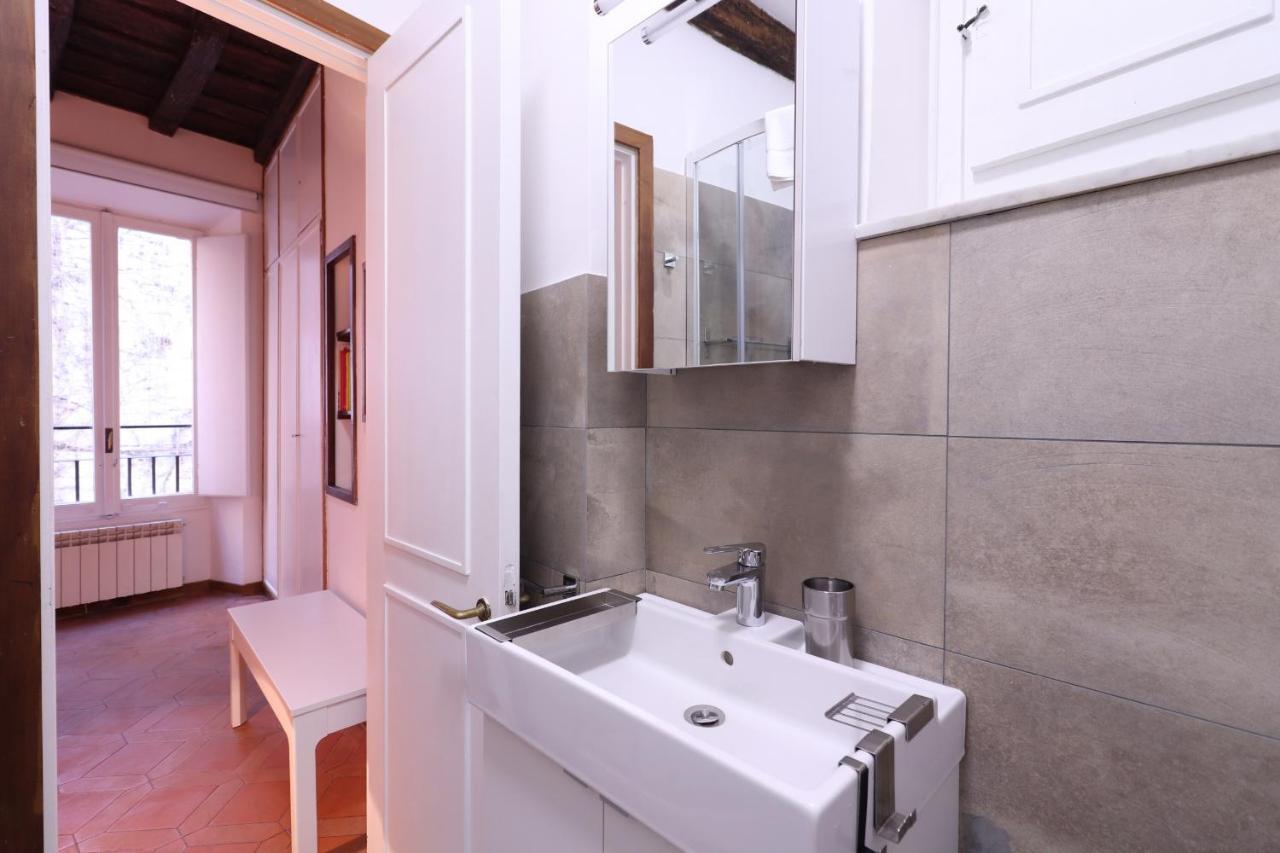 Lovely Navona Apartment Рим Экстерьер фото